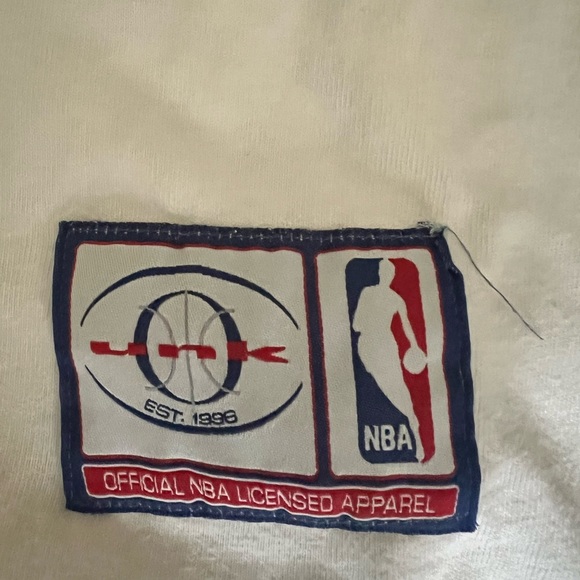 NBA Dunk Remix T-shirt with old logos - Picture 3 of 3
